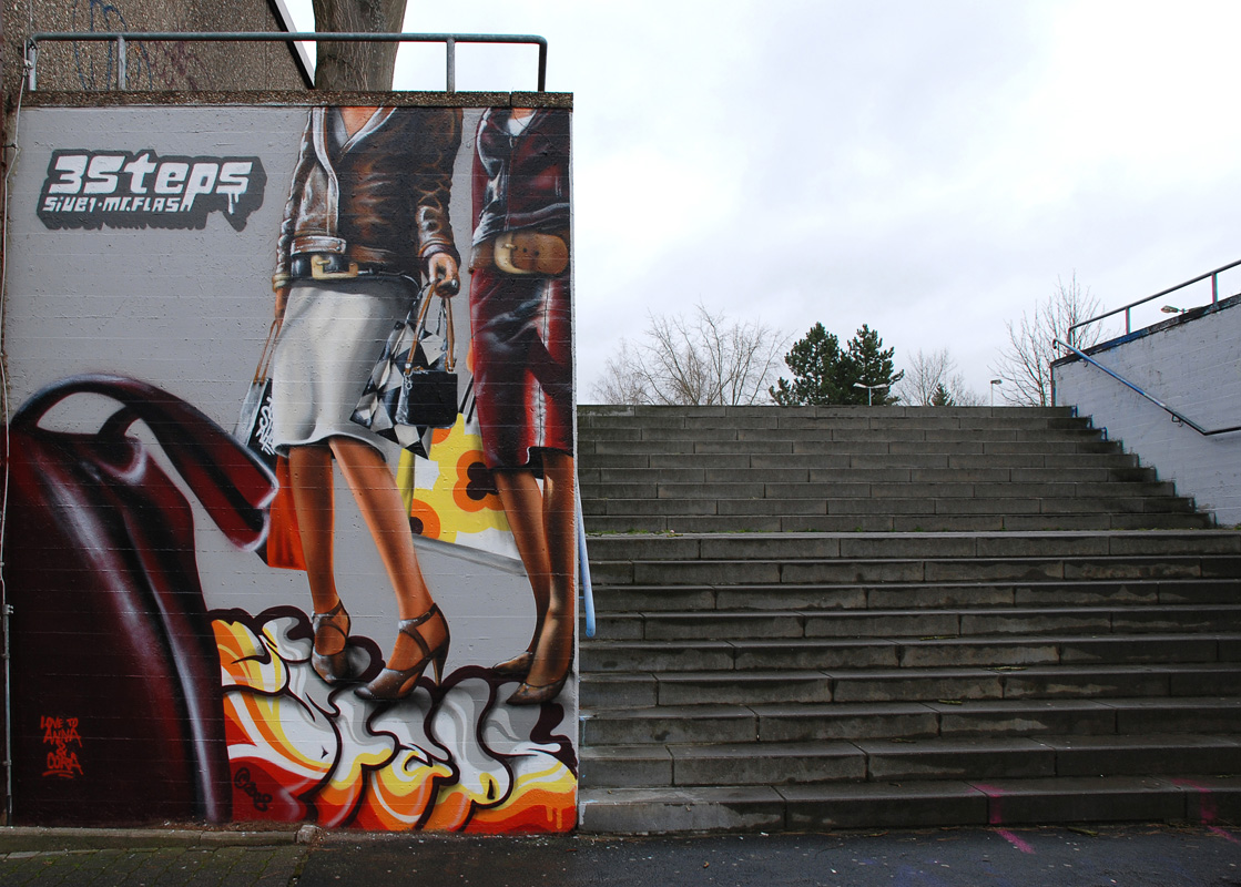 Street mural painted in February 2008 by SiveOne and Mr. Flash in Wetzlar.