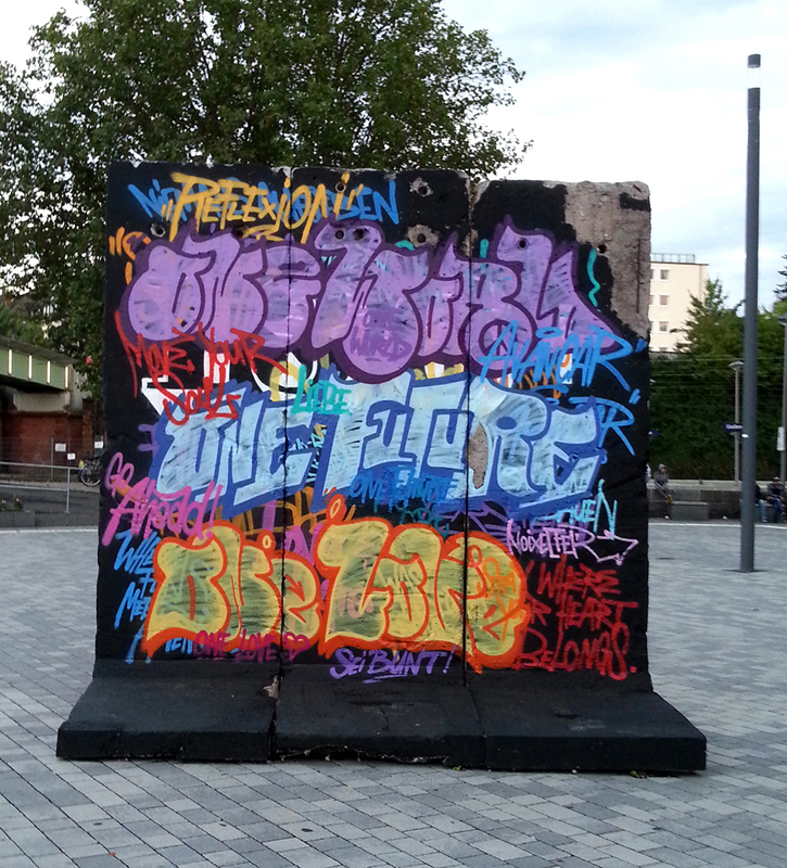 3Steps | REFLEXION - Berliner Mauer | Giessen Black Monday 2015